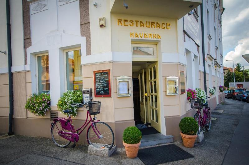 Hotel U Divadla - Czech Leading Hotels Prag Exterior foto
